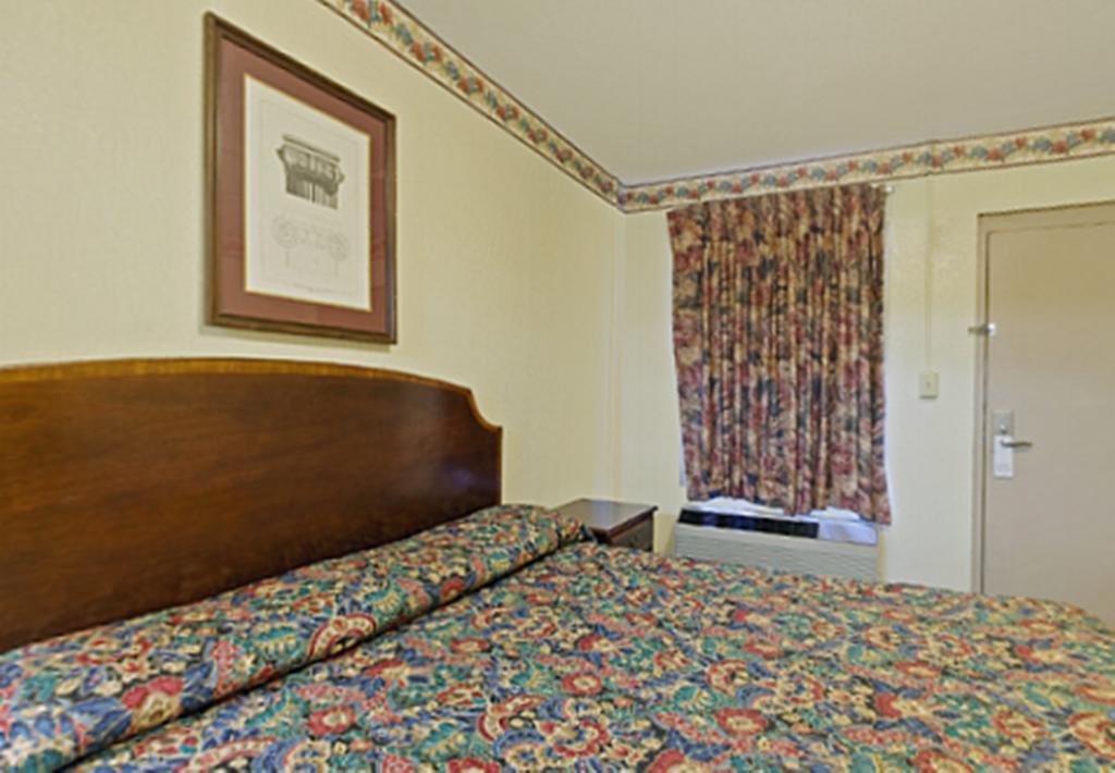 Value Inn Knoxville Bilik gambar